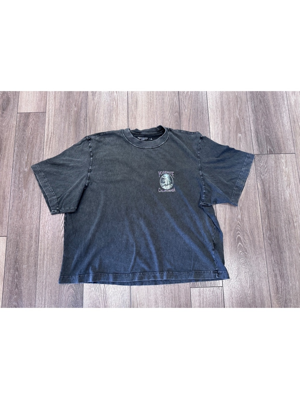 Abercrombie & Fitch Yosemite California Cropped T-Shirt Large